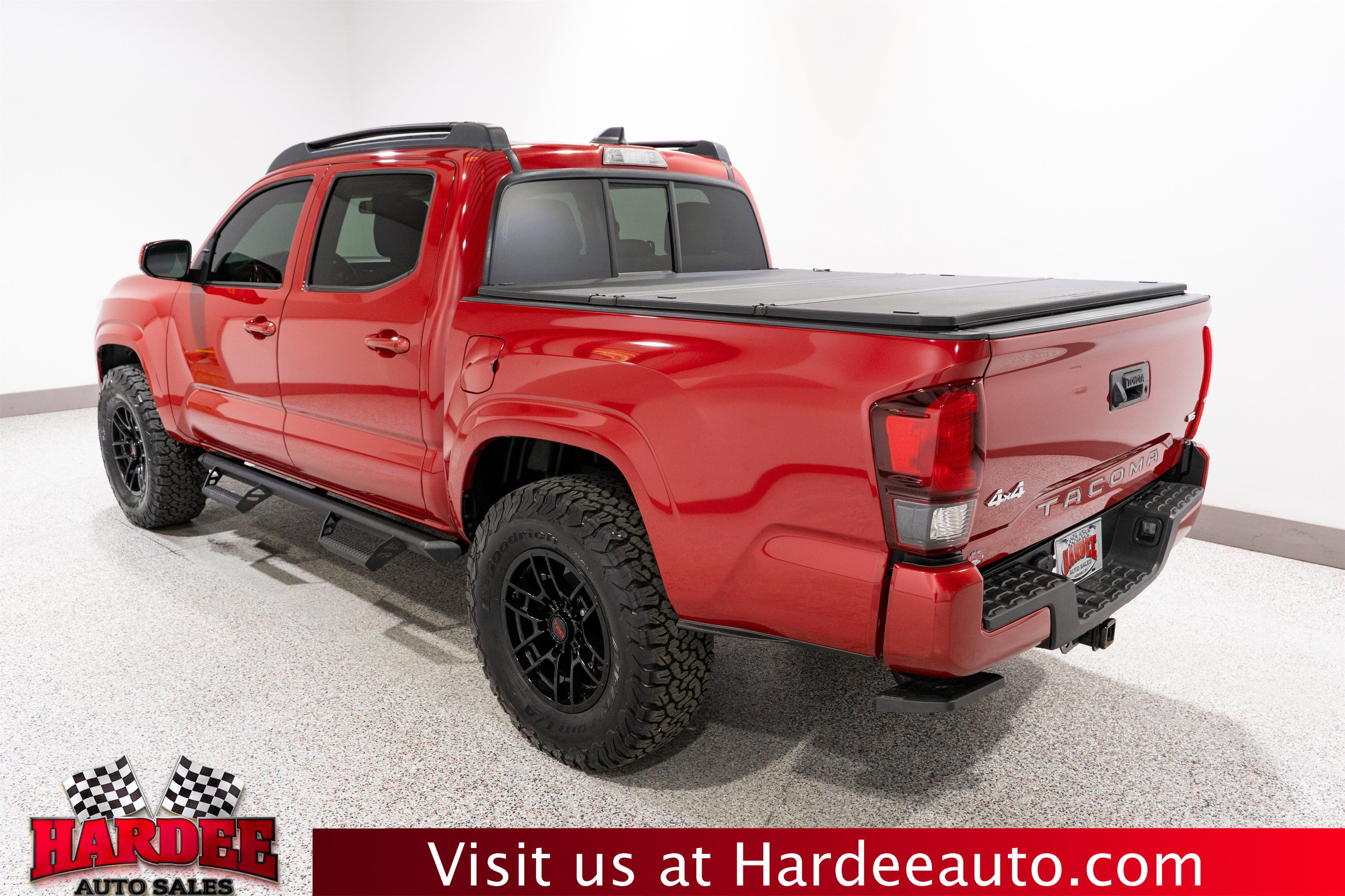 Used 2023 Toyota Tacoma SR AWD/4WD image 3