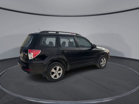Used 2011 Subaru Forester 2.5X w/ Alloy Wheel Value Pkg image 8