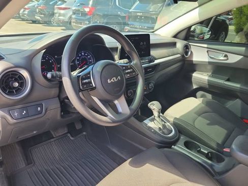 Used 2024 Kia Forte LXS w/ LXS Technology Package FWD image 16