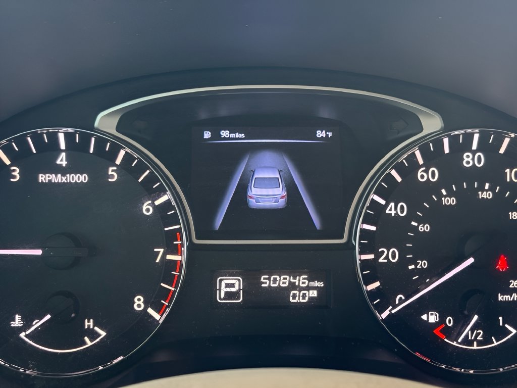 Used 2014 Nissan Altima 2.5 SV FWD image 7