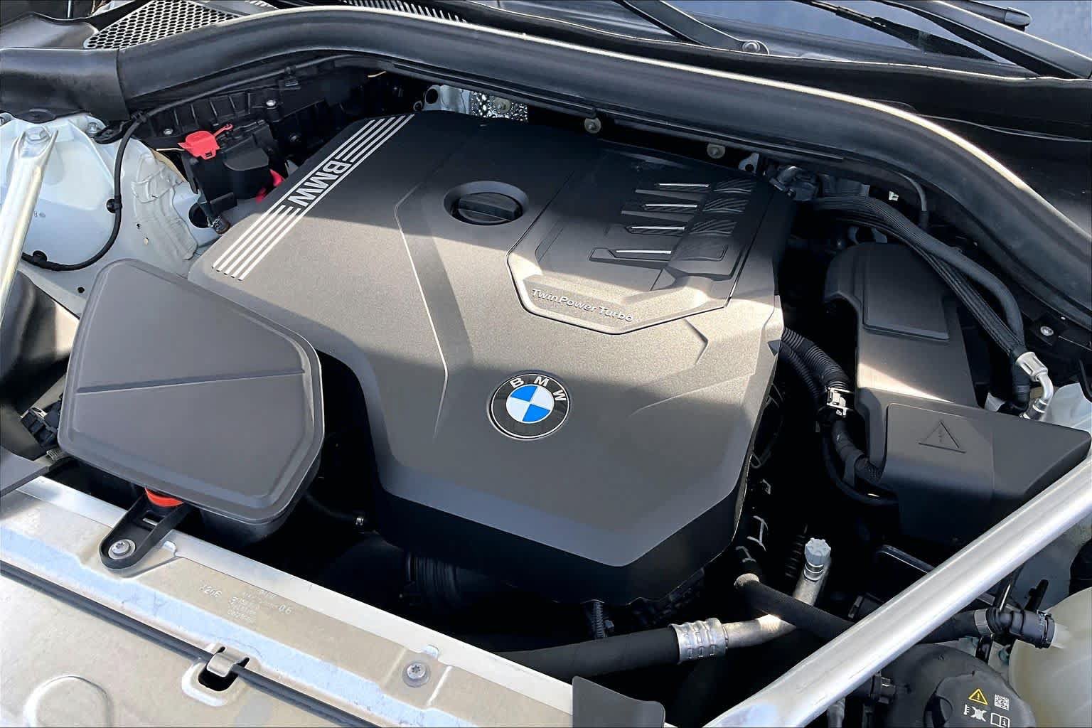Used 2024 BMW X4 xDrive30i w/ Premium Package AWD/4WD image 31