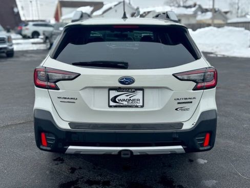 Used 2020 Subaru Outback Touring w/ Popular Package #2 image 7