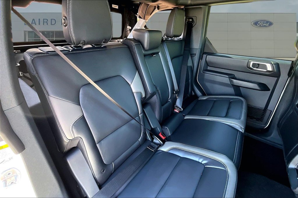New 2026 Ford Bronco Outer Banks AWD/4WD image 11