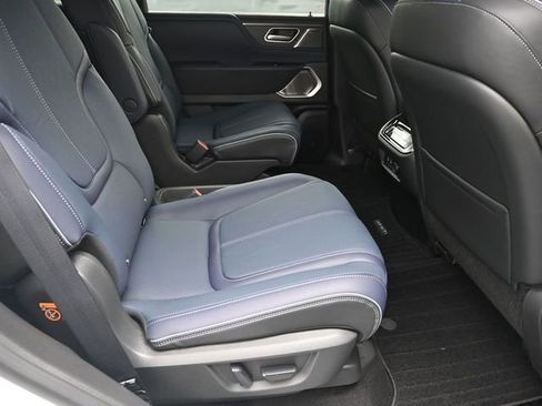 New 2026 INFINITI QX80 4WD image 41