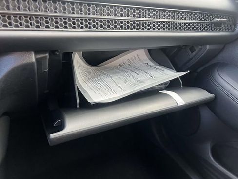 Used 2023 Honda HR-V LX image 31