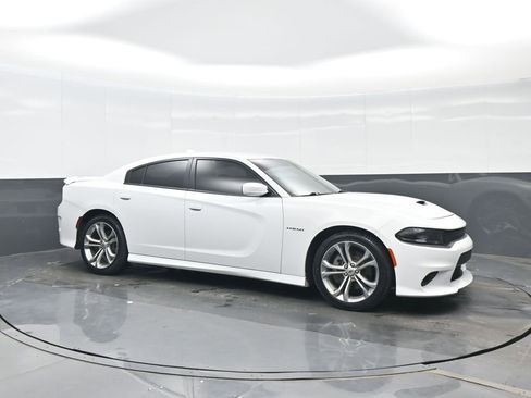 Used 2022 Dodge Charger R/T RWD image 8