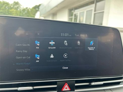 Used 2023 Hyundai Elantra SEL w/ Convenience Package image 27