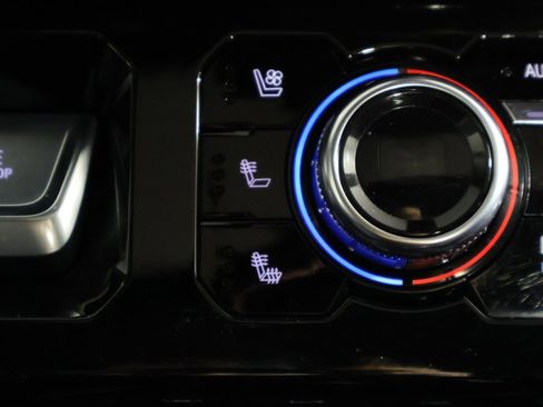 Used 2023 GMC Sierra 1500 AT4 w/ Technology Package image 49