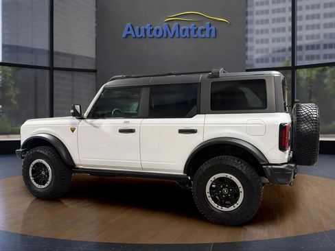 Used 2023 Ford Bronco Badlands AWD/4WD image 8