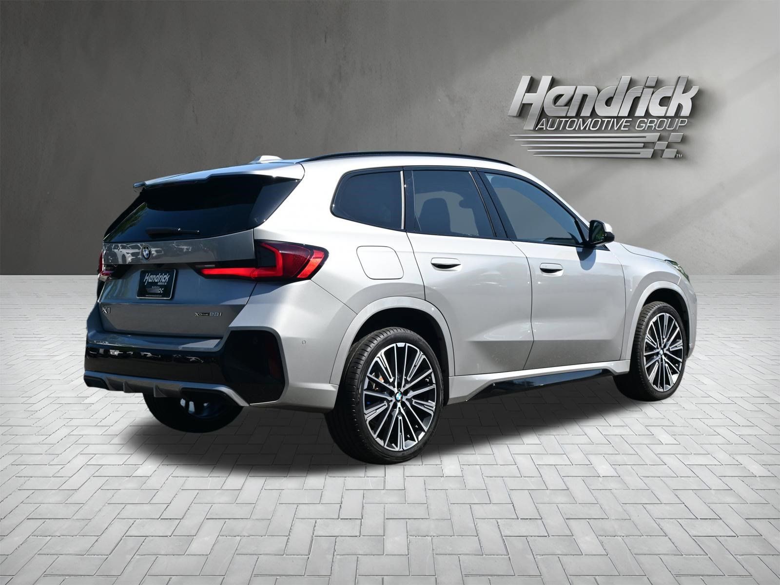 Used 2026 BMW X1 xDrive28i w/ M Sport Package AWD/4WD image 9