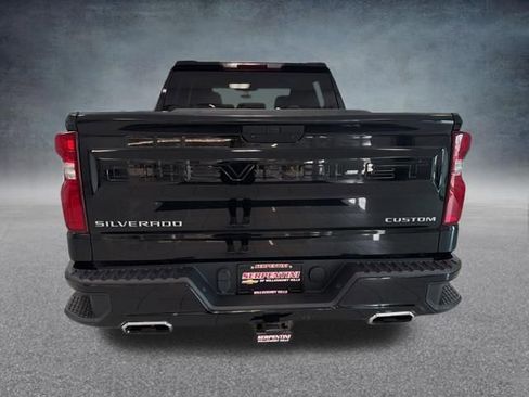 Used 2019 Chevrolet Silverado 1500 Custom Trail Boss w/ Custom Convenience Package AWD/4WD image 8
