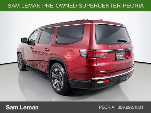 Used 2022 Jeep Wagoneer Series III AWD/4WD image 5