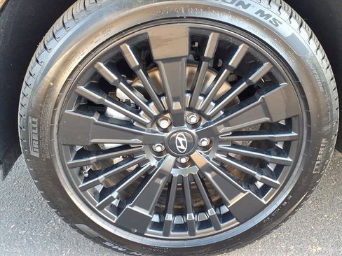 Certified 2025 Hyundai Santa Fe Calligraphy image 9