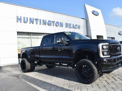 Used 2025 Ford F350 Lariat w/ FX4 Off-Road Package