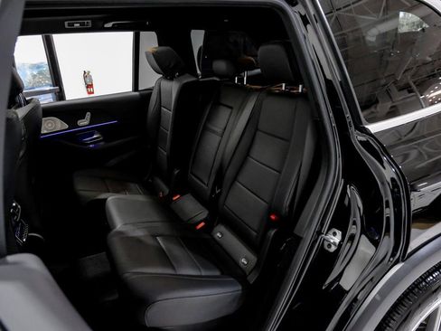 Used 2024 Mercedes-Benz GLS 450 4MATIC image 36