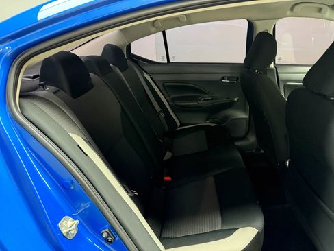 Used 2020 Nissan Versa SV image 21