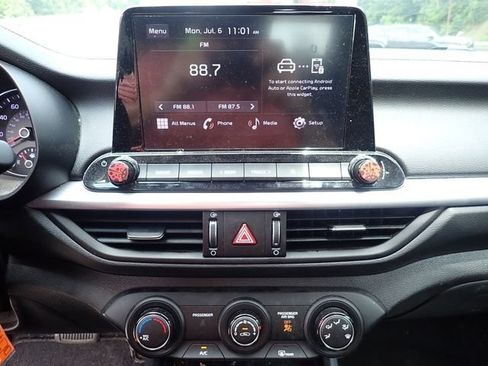 Used 2024 Kia Forte LXS w/ LXS Technology Package FWD image 14