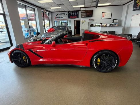 Used 2014 Chevrolet Corvette Stingray Coupe RWD image 12