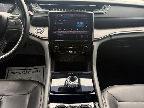 Used 2021 Jeep Grand Cherokee L Limited RWD image 11