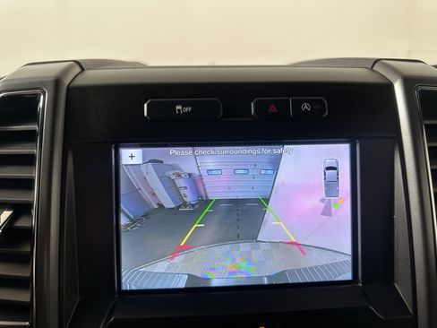 Used 2019 Ford F150 XLT w/ Equipment Group 302A Luxury image 18