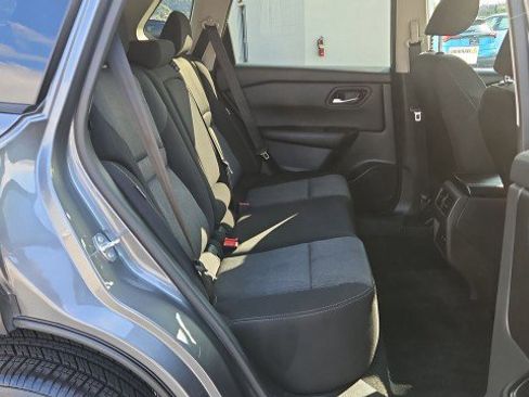 Used 2026 Nissan Rogue SV FWD image 26