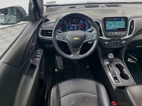 Used 2018 Chevrolet Equinox Premier image 26