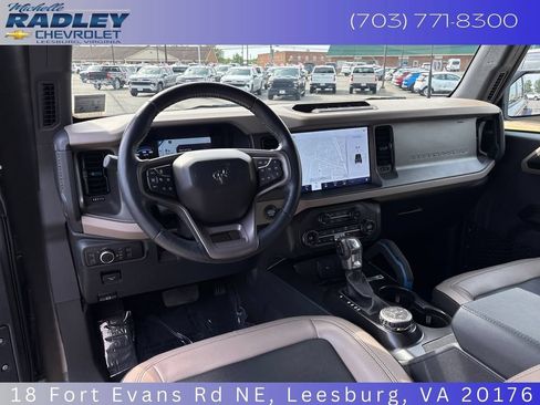 Used 2024 Ford Bronco Wildtrak AWD/4WD image 14