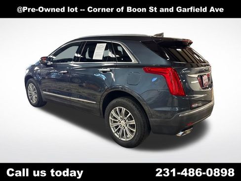 Used 2019 Cadillac XT5 Luxury AWD/4WD image 3