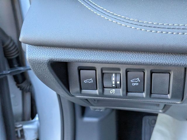 Used 2023 Subaru Outback Touring AWD/4WD image 20