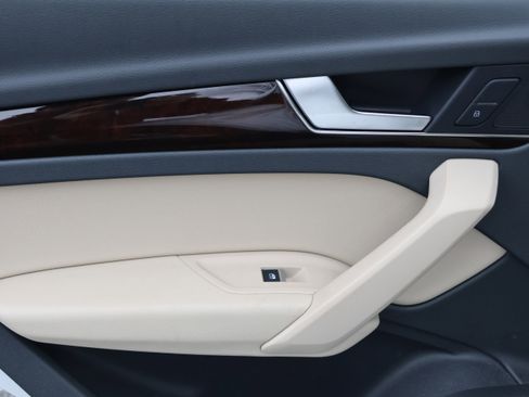 Used 2018 Audi Q5 2.0T Premium Plus w/ Premium Plus Package image 32