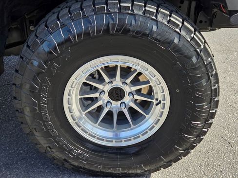 Used 2023 Ford F150 Raptor AWD/4WD image 10