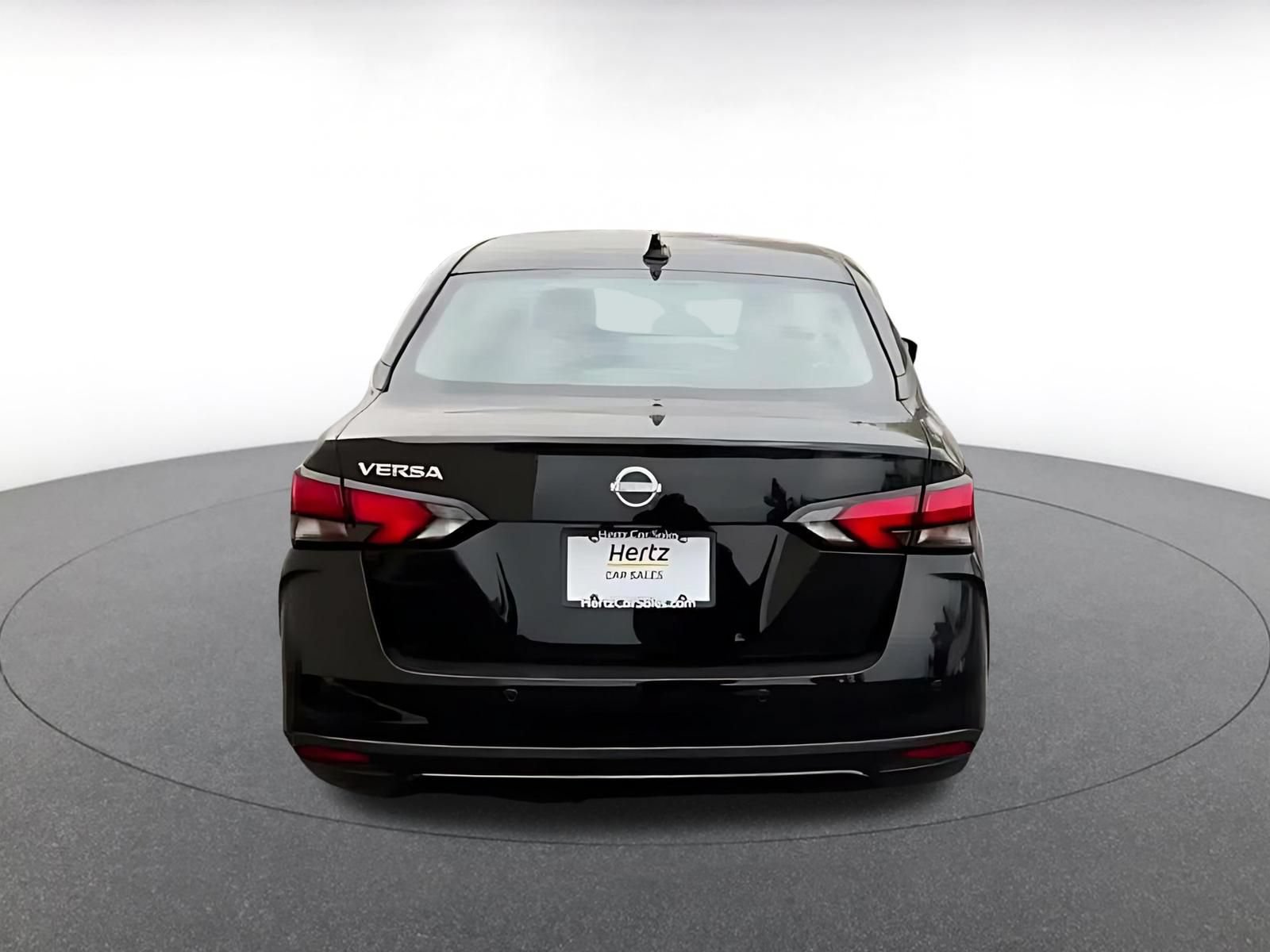 Used 2025 Nissan Versa SV FWD image 12
