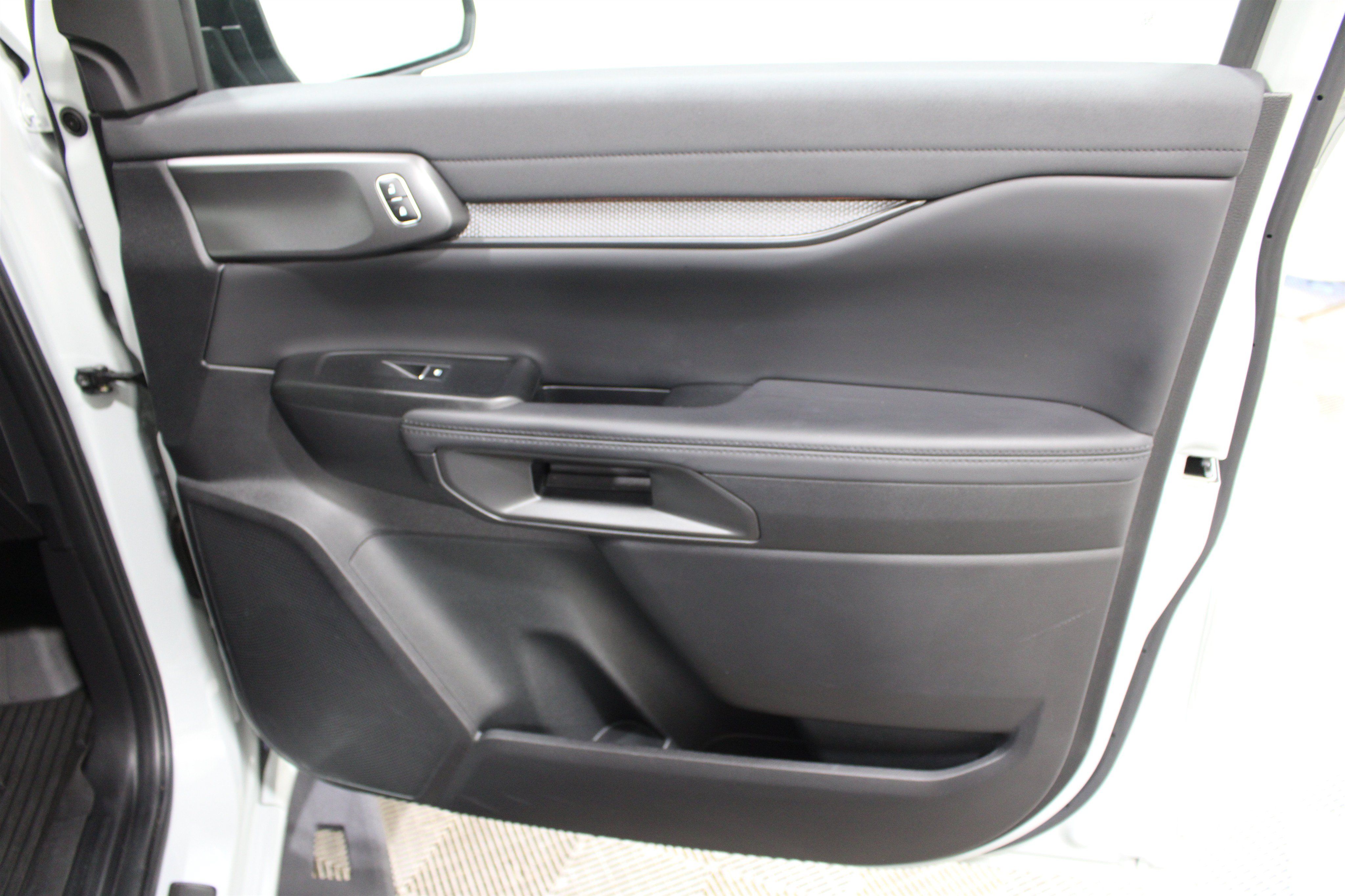 Used 2024 Ford Ranger Raptor AWD/4WD image 30