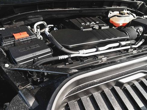 Used 2024 GMC Sierra 1500 Elevation image 34