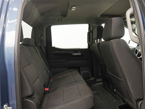 Used 2024 Chevrolet Silverado 1500 RST AWD/4WD image 12