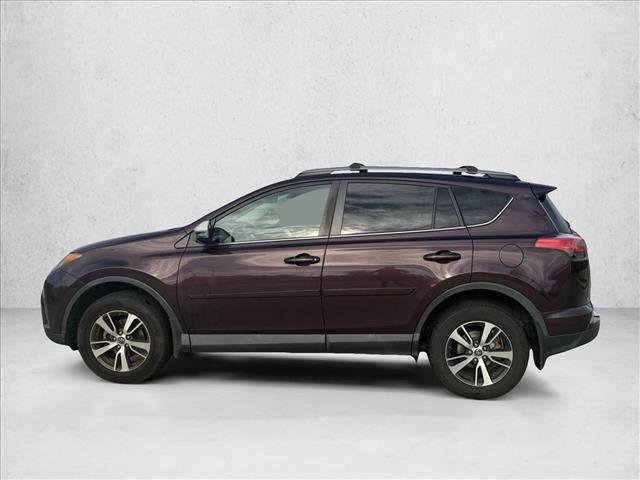 Used 2018 Toyota RAV4 XLE AWD/4WD image 5