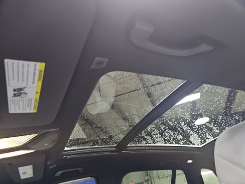 New 2026 BMW X5 sDrive40i w/ Climate Comfort Package image 30