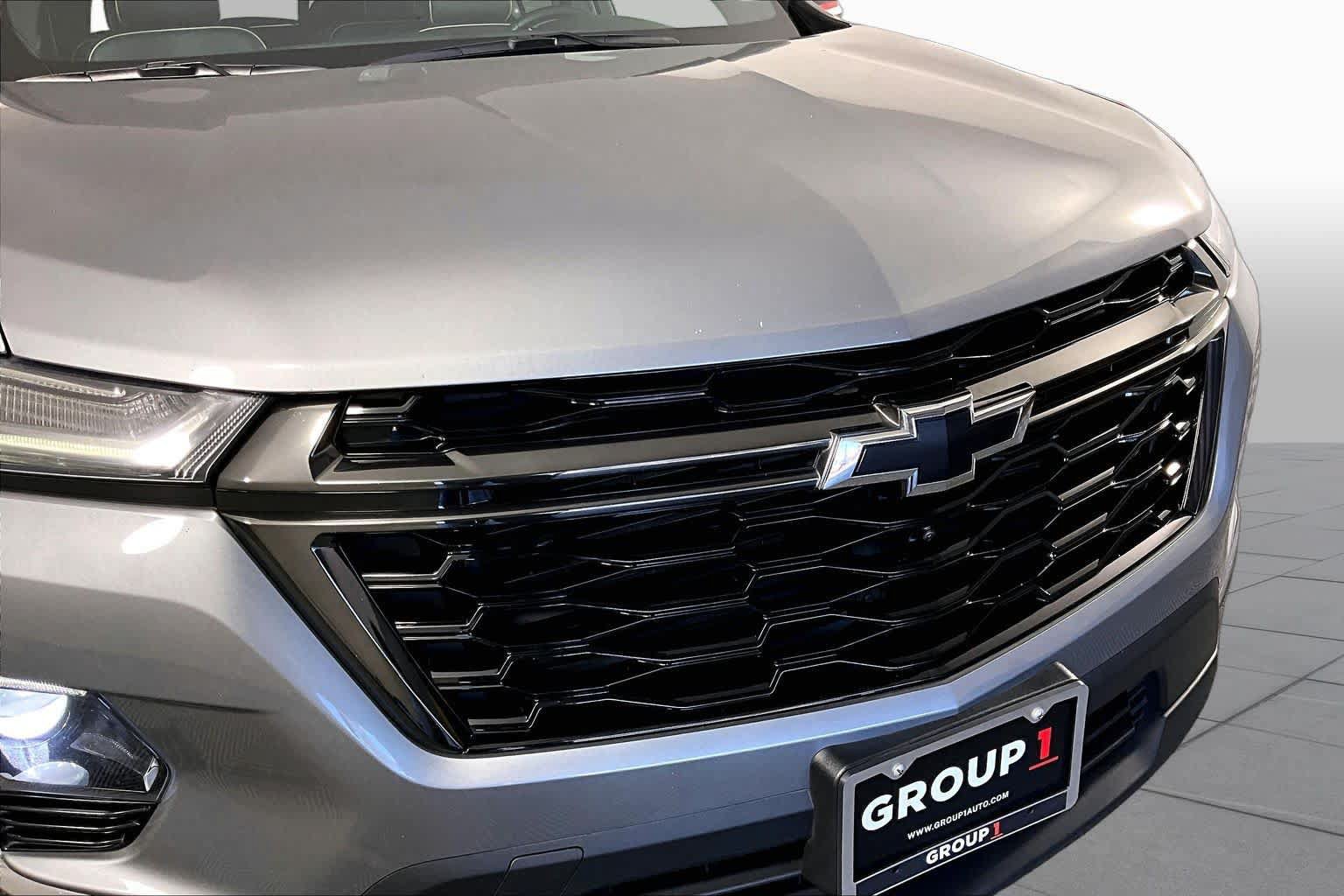 Used 2023 Chevrolet Traverse Premier w/ Redline Edition AWD/4WD image 28
