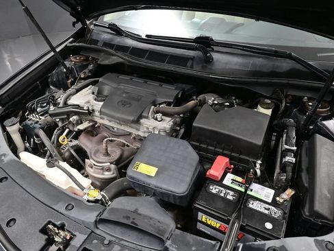 Used 2014 Toyota Camry LE FWD image 10