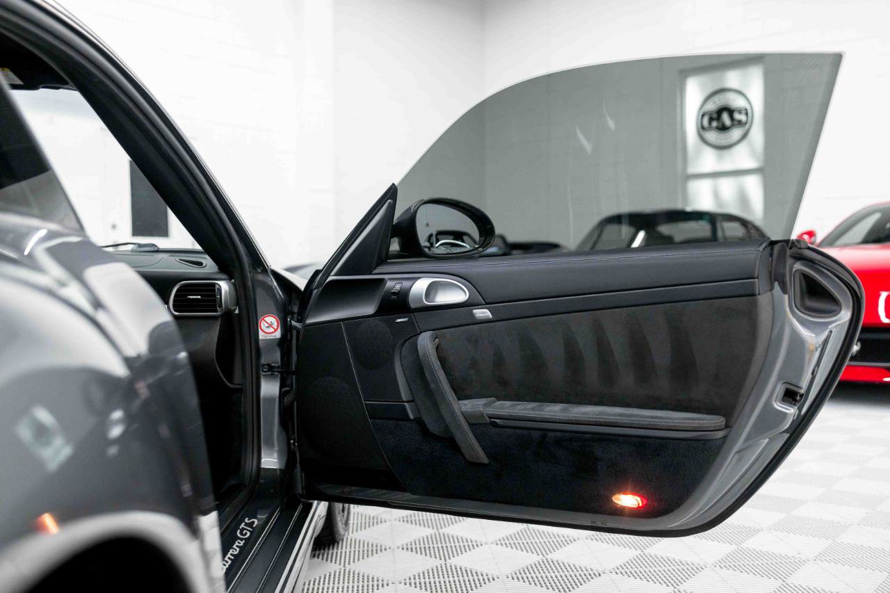 Used 2011 Porsche 911 Carrera GTS RWD image 55