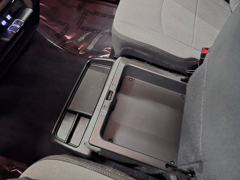 Used 2024 RAM 3500 Big Horn image 32