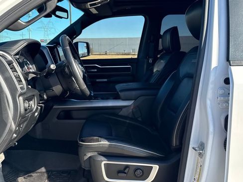 Used 2020 RAM 1500 Laramie w/ Sport Appearance Package image 12