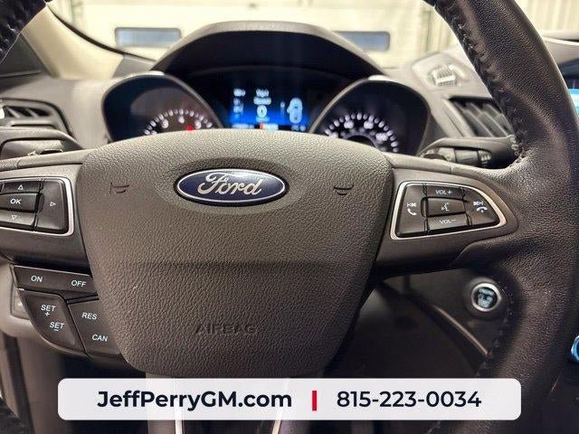 Used 2017 Ford Escape Titanium FWD image 15