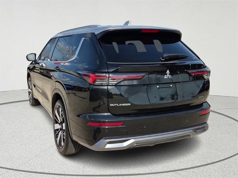 New 2025 Mitsubishi Outlander SEL image 7