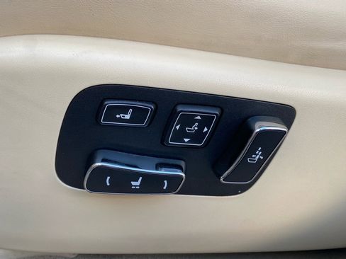 Used 2017 Lexus LS 460 image 37