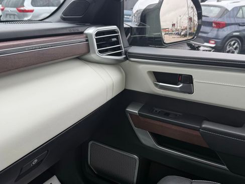 Used 2025 Toyota Sequoia Capstone image 52