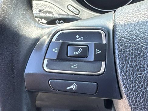 Used 2012 Volkswagen Jetta SE FWD image 30