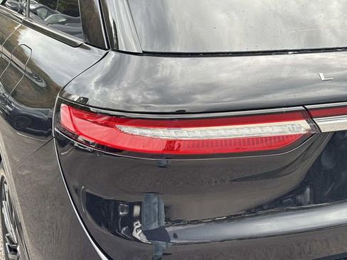 New 2026 Lincoln Corsair Premiere AWD/4WD image 11
