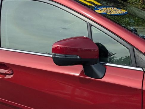 Used 2019 Subaru Crosstrek 2.0i Limited w/ Moonroof Package w/Navigation image 11