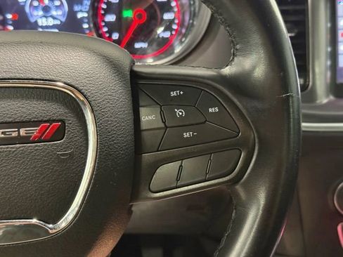 Used 2020 Dodge Charger SXT w/ Blacktop Package image 17